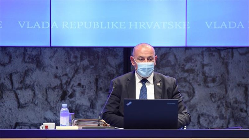 Medved: Prosvjed je demokratsko pravo, ali širenje mržnje i nasilje je neprihvatljivo 